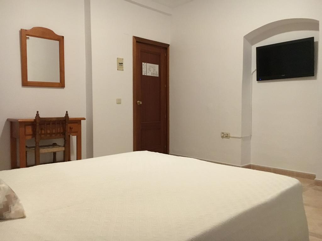 Hostal بارباتي المظهر الخارجي الصورة