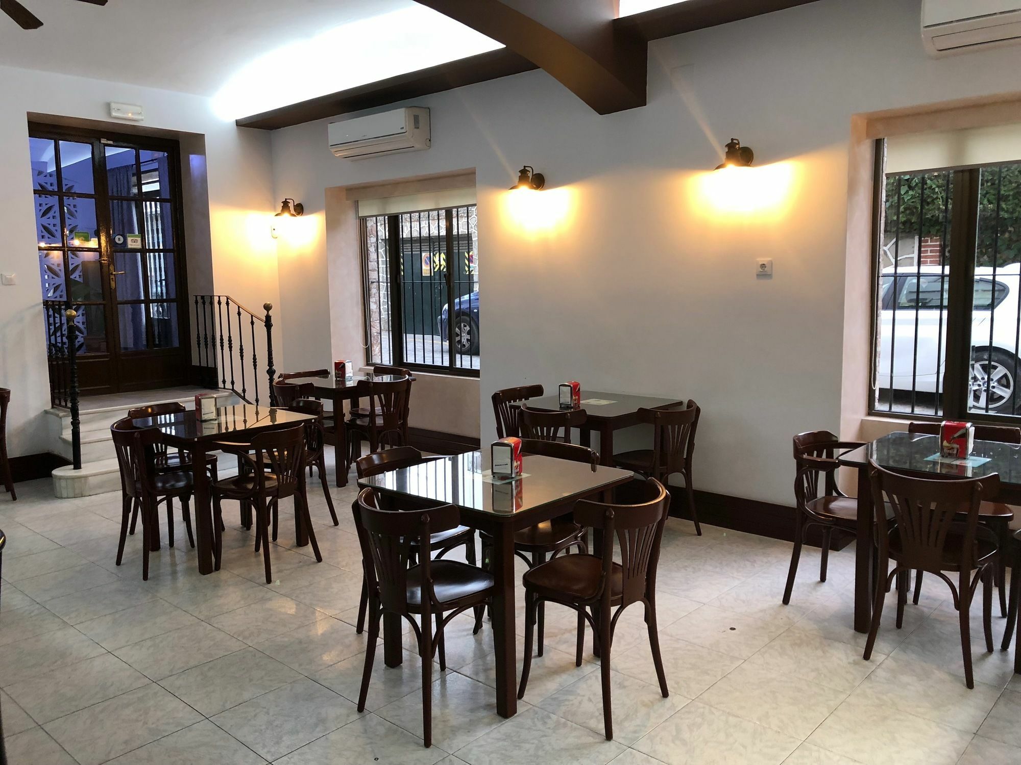 Hostal بارباتي المظهر الخارجي الصورة